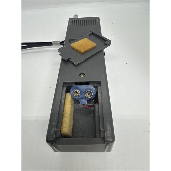 Realistic TRC-75 CB Transceiver 3 Channel Walkie Talkie Radio Vintage - Picture 5 of 5